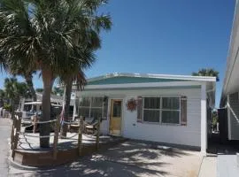 Venture Out 41 Gulf Loop 2bd 1ba WITH GOLF CART