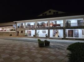 Hosteria Iloca, מלון באילוקה