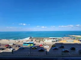 Amazing Sea View 2 bedroom apartment