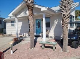 Venture Out 352 Amberjack Dr Comes WITH GOLF CART, spa hotel in Panama City Beach