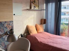chambre and breakfast, bed and breakfast v destinaci Chatenay-Malabry