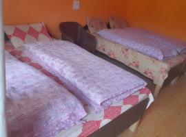 Hotel Relax, khách sạn ở Kharsālī