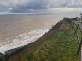 Ocean view 95, hotel in Trimingham