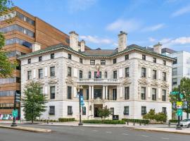 Placemakr Dupont Circle, apartmen servis di Washington