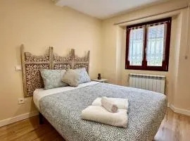 Atuaire Home Los Arcos en el centro histórico de Burgos