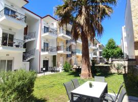 R&T Apartments, hotel em Kallithea Halkidikis