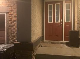 Comfortable 3 Bed Basement Unit, habitación en casa particular en Winnipeg