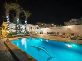 Casa Blanca la Villa Grande - SWIMMING POOL - JACUZZI XXL - BEACH 2,4km - AIRPORT 12 km - CENTER 1km
