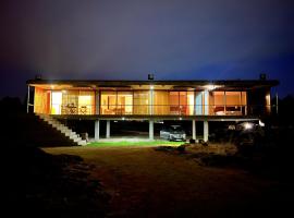 Country Retreat with Vineyard, hotel in Barcelos