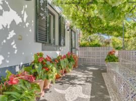 Passion Villa, hotel in Machico