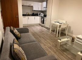 Apartment in Central Gillingham, pet-friendly hotel in Hoo