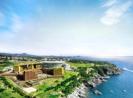 Viesnīca Jeju Booyoung Hotel & Resort rajonā Jungmun Beach, pilsētā Sogvipho