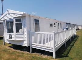 Seaside Delight - Close to the beach, beach rental in Kent