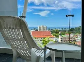 Thawi Studio with Sea View in Chic Condo