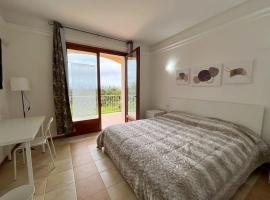 La Ginestra 37, Hotel in Pula