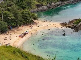 Bohemian apartment at Ya Nui beach