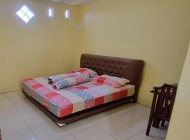 OYO 93384 New Asembagus 2, hotell i Situbondo