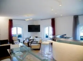 Apolline - Luxury 3BR Suite Quai Saint-Michel Cathedral Views