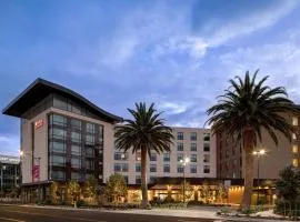 Home2 Suites By Hilton Anaheim Resort