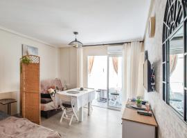 Stunning Apartment In Torrevieja