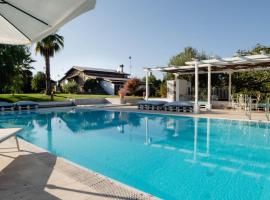 Villa Antici by PosarelliVillas, hotel v destinaci Velletri