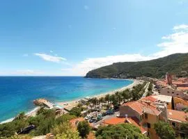 Stunning Apartment In Varazze With Wifi