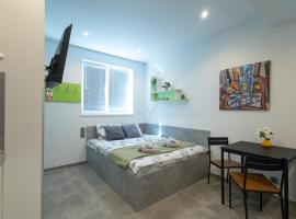 DORM BG pet-friendly Aparthotel, hôtel à Stara Zagora