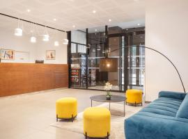 Séjours & Affaires Paris Bagnolet โรงแรมในบันโยเล่