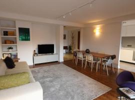 Modern and stylish 3-bedroom apartment with views - centre of St Gervais