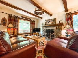 Mountainside Cabin / peaceful / near hiking trails, hotel with parking in Cascade-Chipita Park