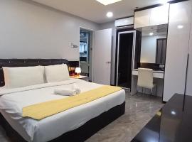 RESORT SUITES AT BARJAYA TIMES SQUARE kL, хотел в Куала Лумпур