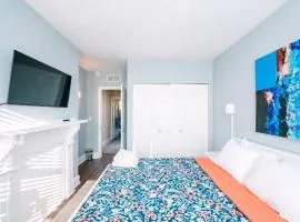 Free Parking - High Speed Internet - Yard