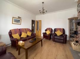 “TAWAW” A Lux 2BD Bungalow Harton South Shield, hotell i South Shields