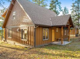 Experience Montana - Dream Catcher Luxury Cabin #8, hôtel de luxe à Bigfork