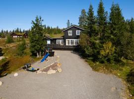 Budor - Løvsangeren 7 - 60 min OSL - Badstu - Badestamp - 7 Soverom3 bad, Hotel in Nordset