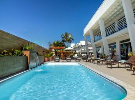 Hotel & Pousada Favareto, hotel perto de Praia dos Ingleses, Florianópolis