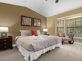 Luxurious Townhome - 5 minutes from Disney, alquiler vacacional en Orlando