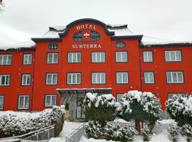 Active & Wellness Hotel Subterra, hotel near Novako, Ostrov
