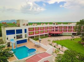 Welcome Resorts And Spa, hotel cu parcare din Sāson