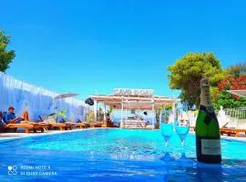 Cavo D'oro Beach Hotel