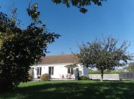Maison Ô calme, hotel din Bréhal
