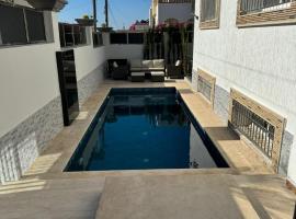 Villa famillial avec piscine Founty, hôtel à Agadir
