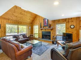 Fantastic 2 family vacation home with EV charger, cottage in Windham