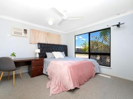 Beautiful Home stay in Townsville, homestay in Rosslea