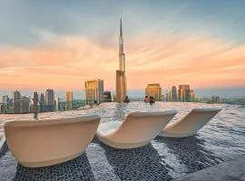 Magical Apartment With Rooftop Pool & Burj Khalifa View