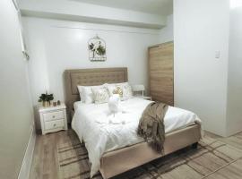 Minimalist Condo Studio at Messavire Garden Residence near Ruins Bacolod, hotel s jacuzzi v destinaci Bacolod