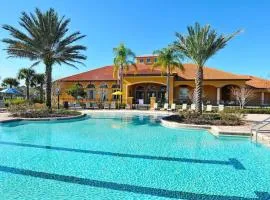 Family Disney home, Pool, Spa, great view, gated resort -321