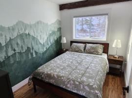 Townhouse In Private Village 5-min To Mt Snow!, cottage in Dover