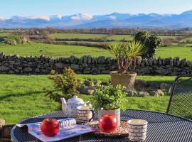 Cosy Barn, hotel em Dwyran