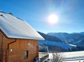 Ferienhaus Lärchenhütte, hotel v mestu Kasperle
